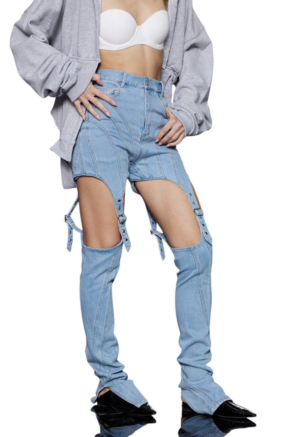 Çizgili Kesik Detaylı Jean