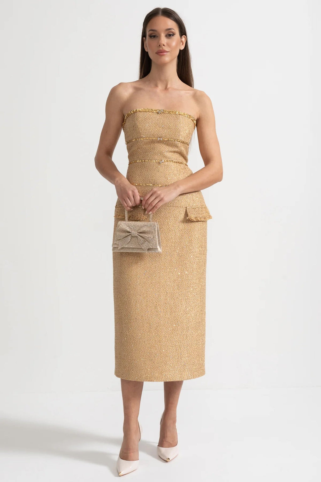 Zarif Payet İşlemeler ve Püskül Detaylı