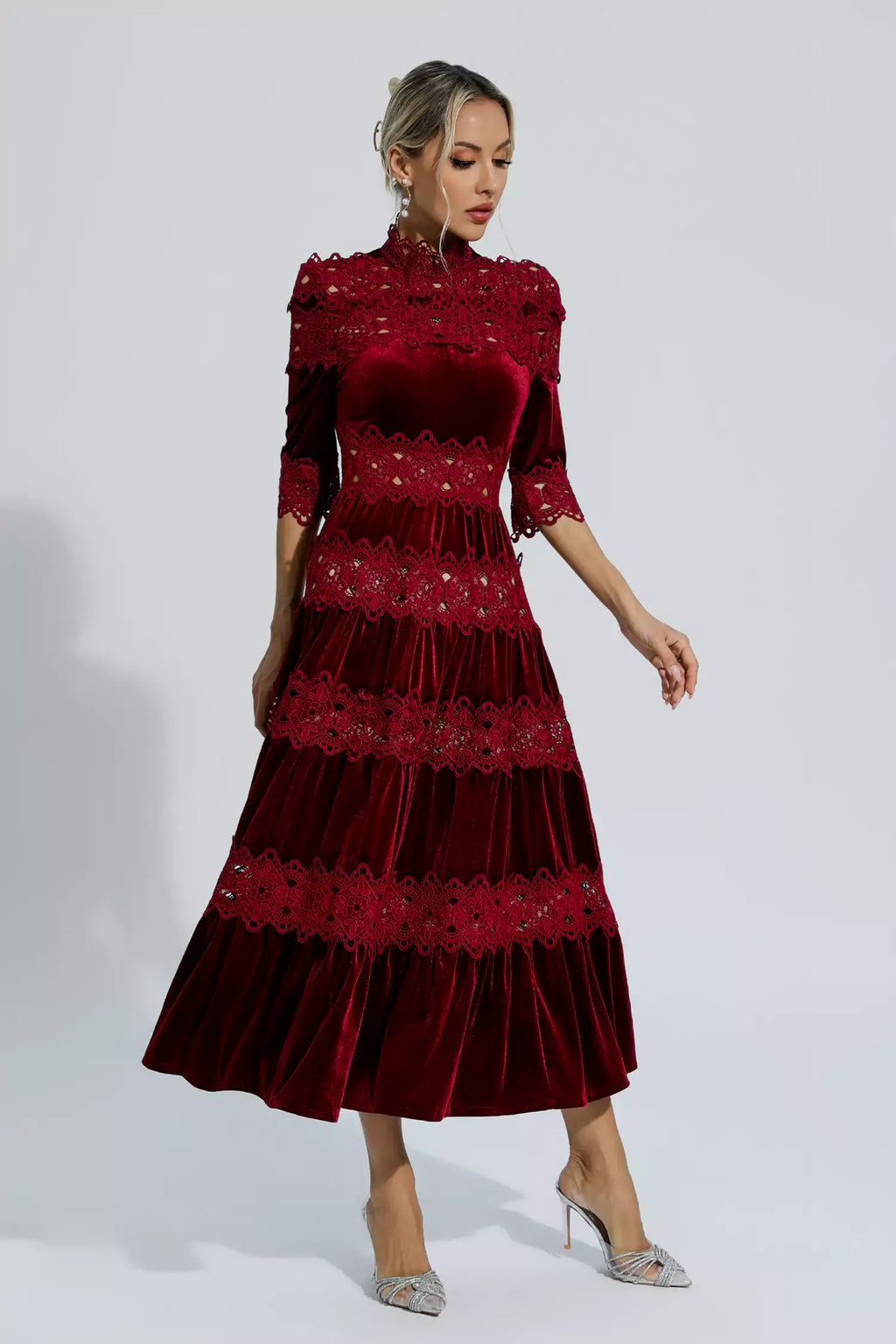 Dekolte Detaylı Maxi Elbise