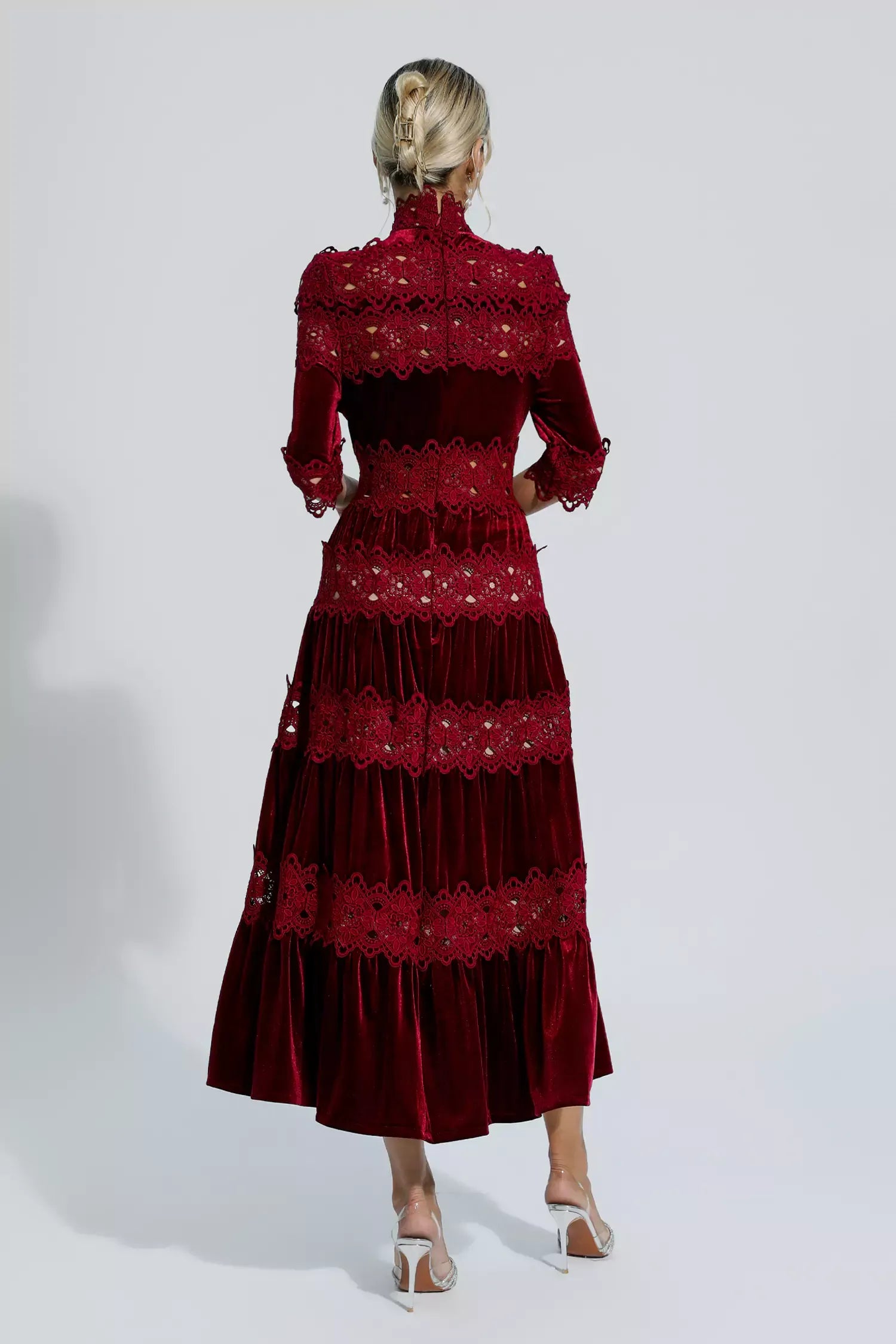 Dekolte Detaylı Maxi Elbise