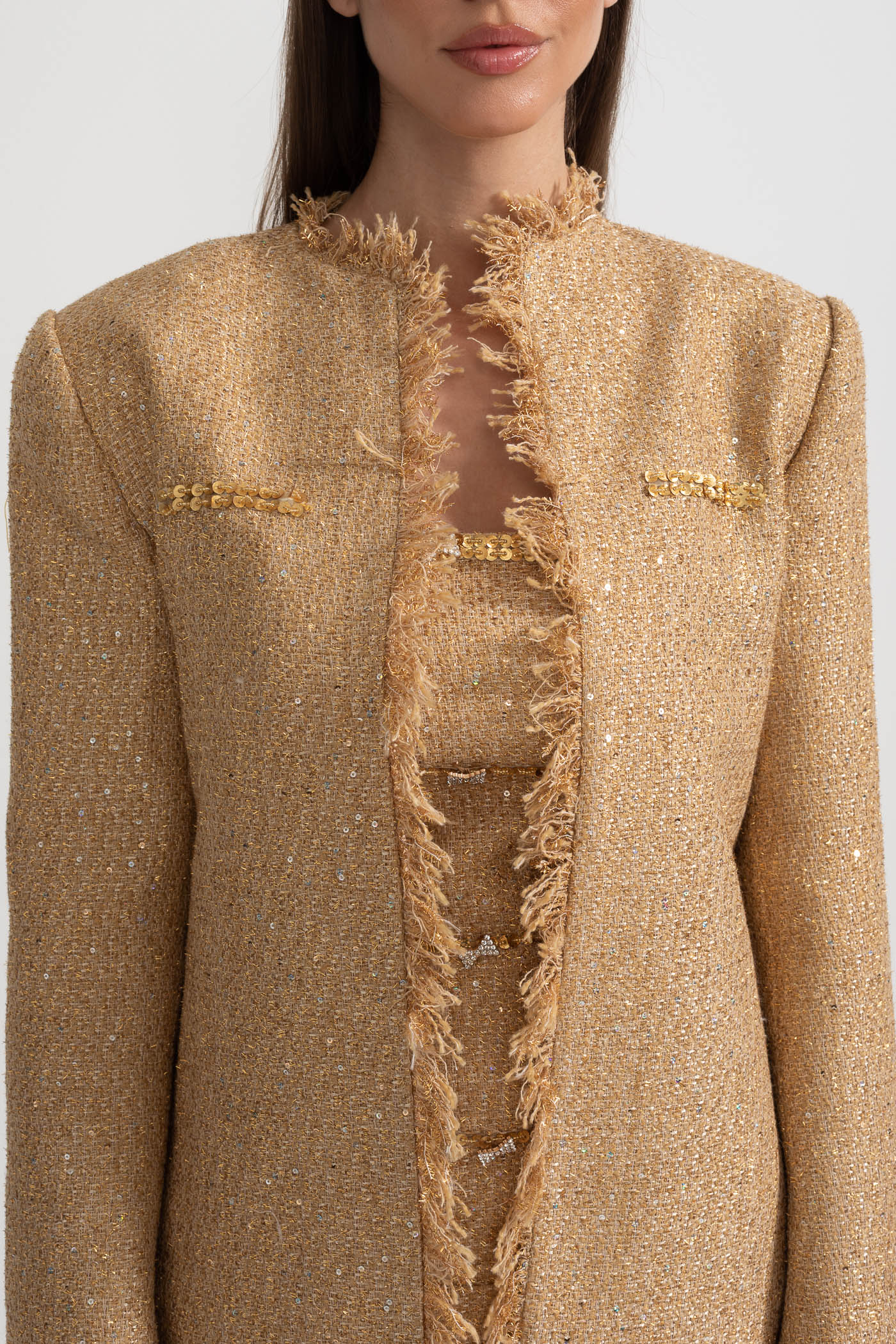 Zarif Payet İşlemeler ve Püskül Detaylı