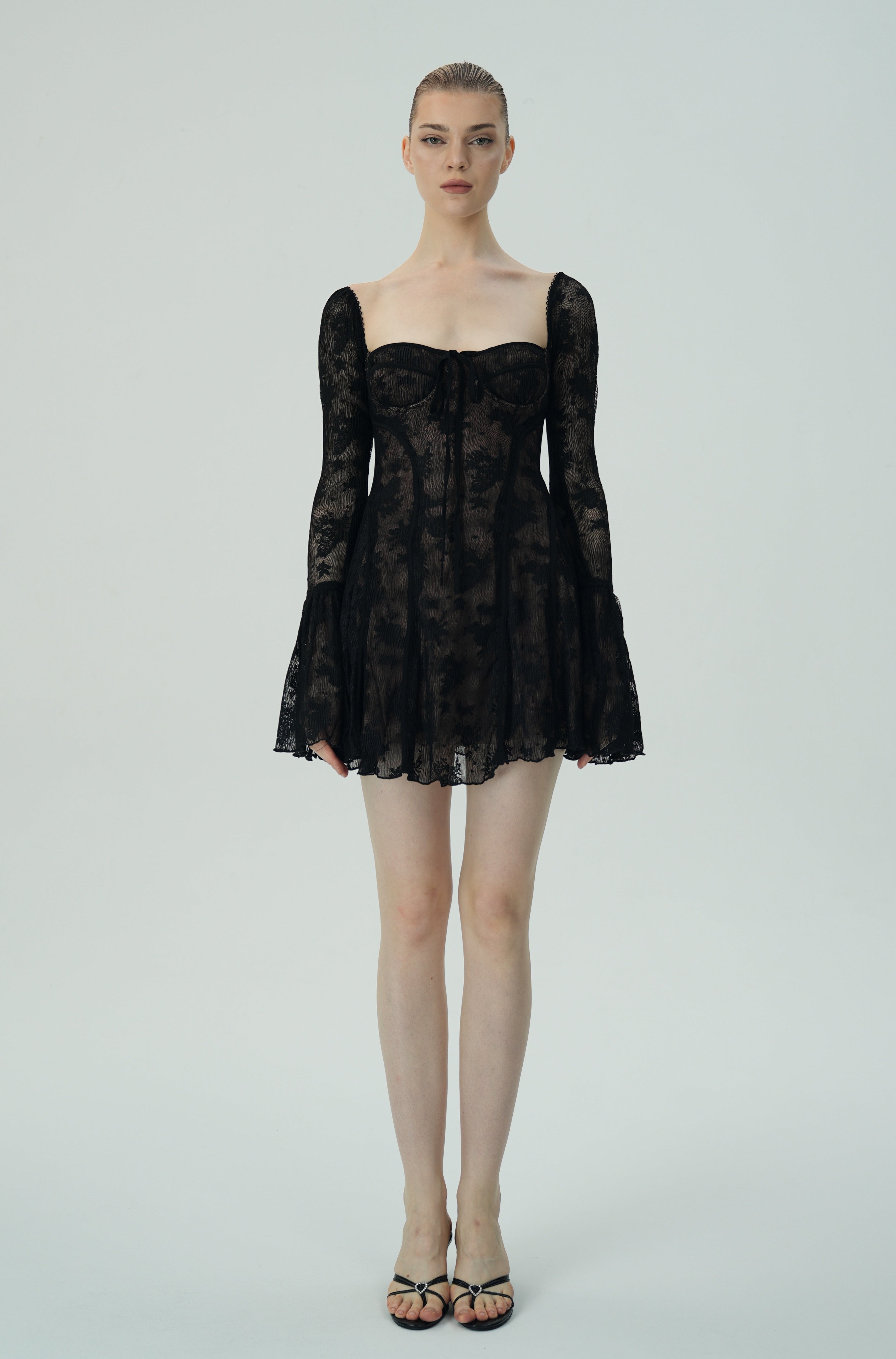 Dantel Çan Kollu Mini Elbise