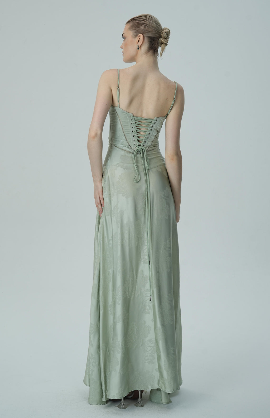 Lavanta Çiçekli Jakarlı Saten Maksi Elbise