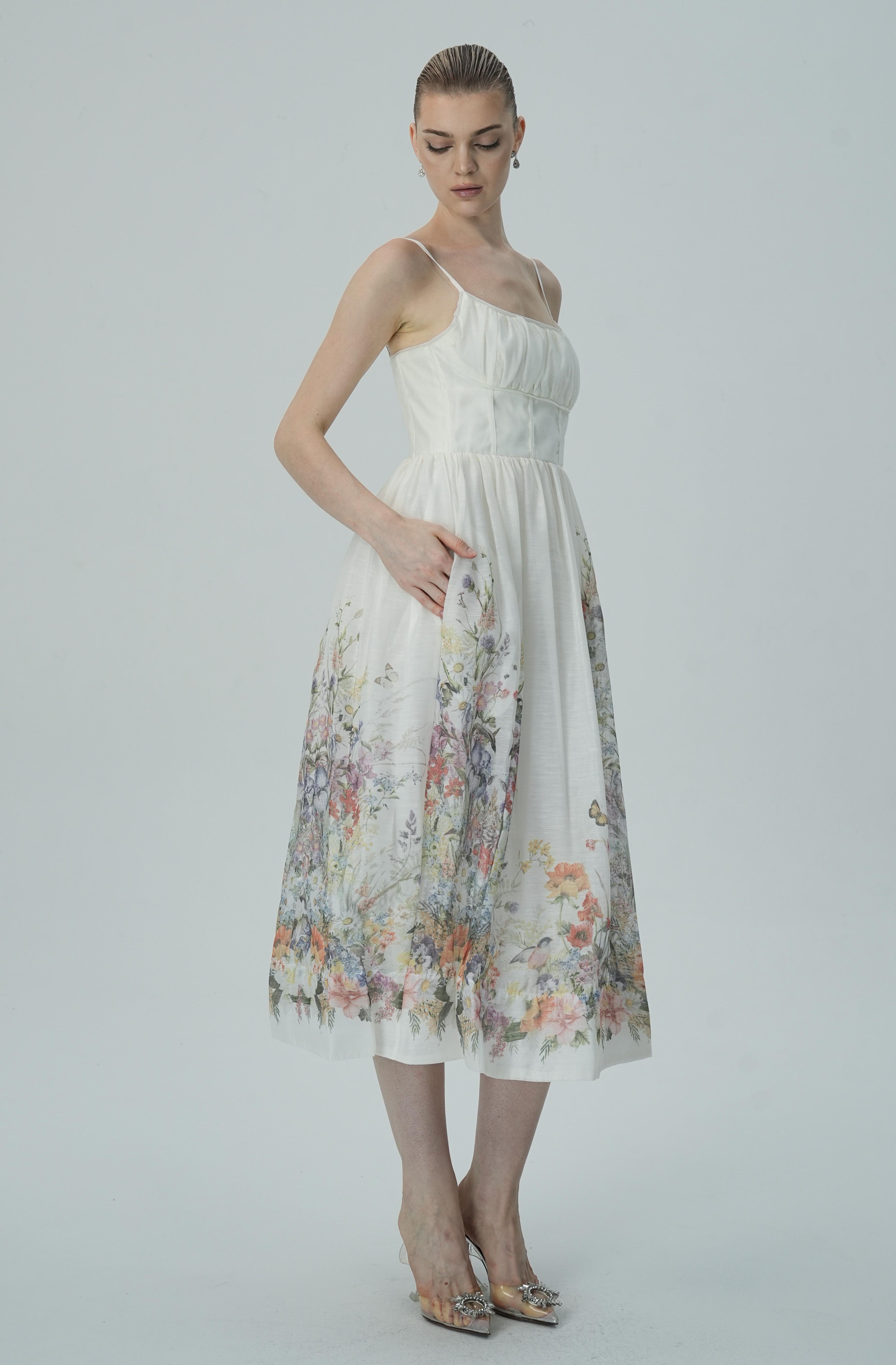 Dantelli Bedene Sahip Çiçek İşlemeli Midi Elbise