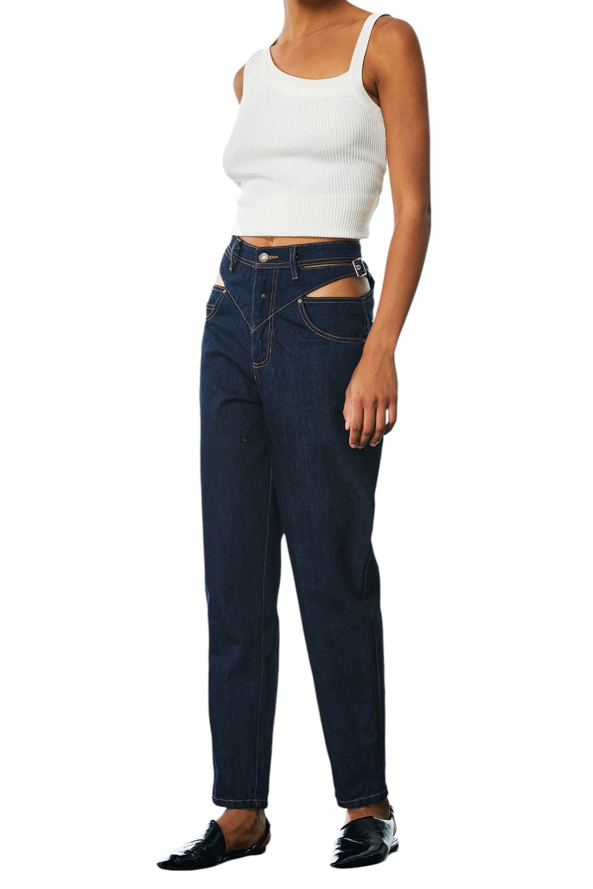 Kesik Detaylı Düz Kesim Jean