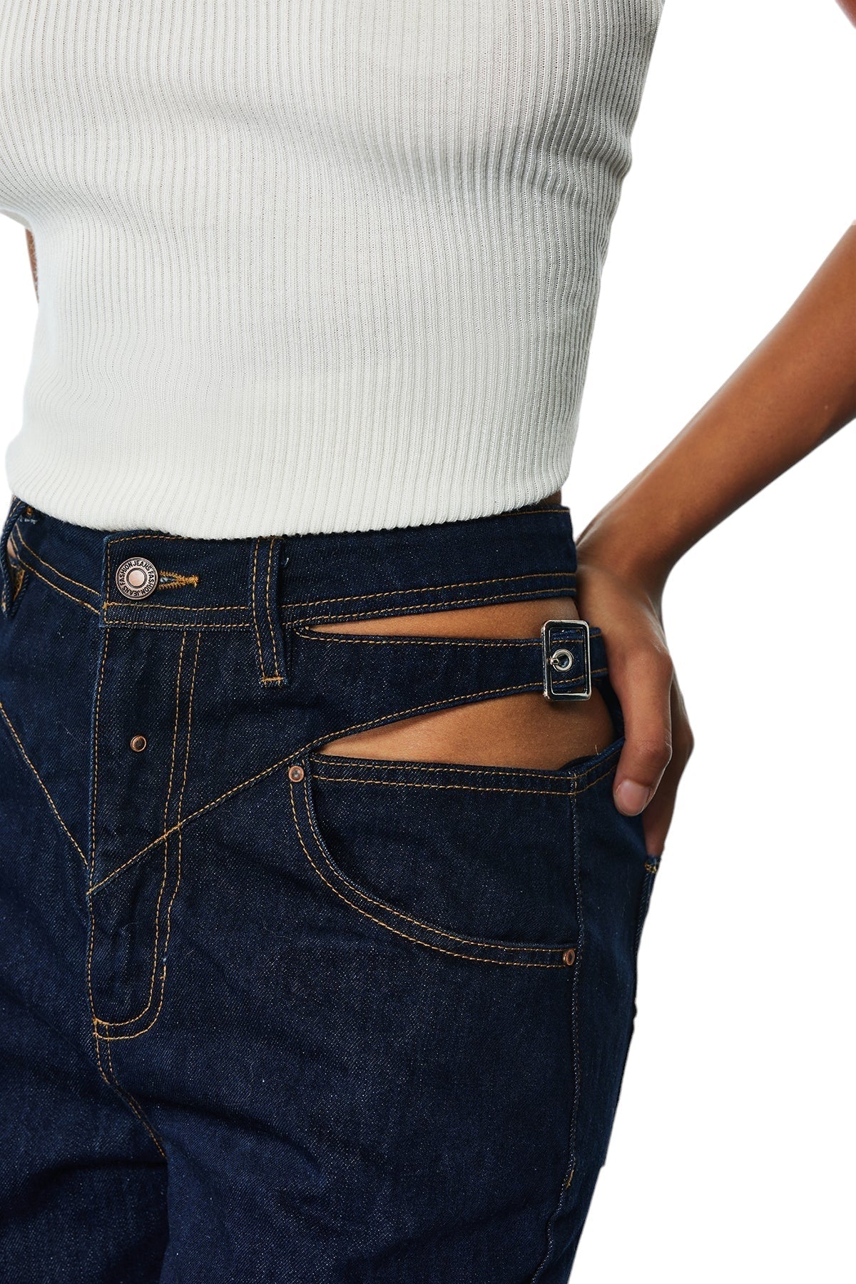 Kesik Detaylı Düz Kesim Jean