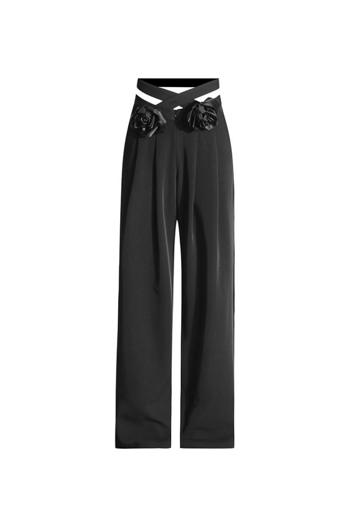 Lola Gül Aplikeli Pileli Pantolon