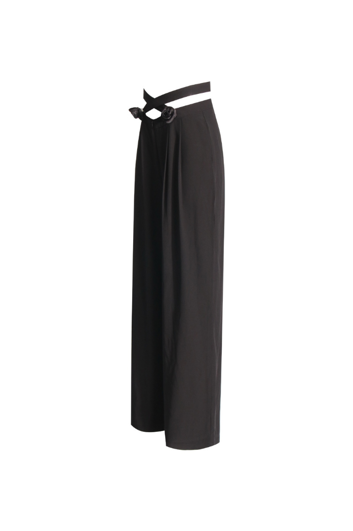 Lola Gül Aplikeli Pileli Pantolon