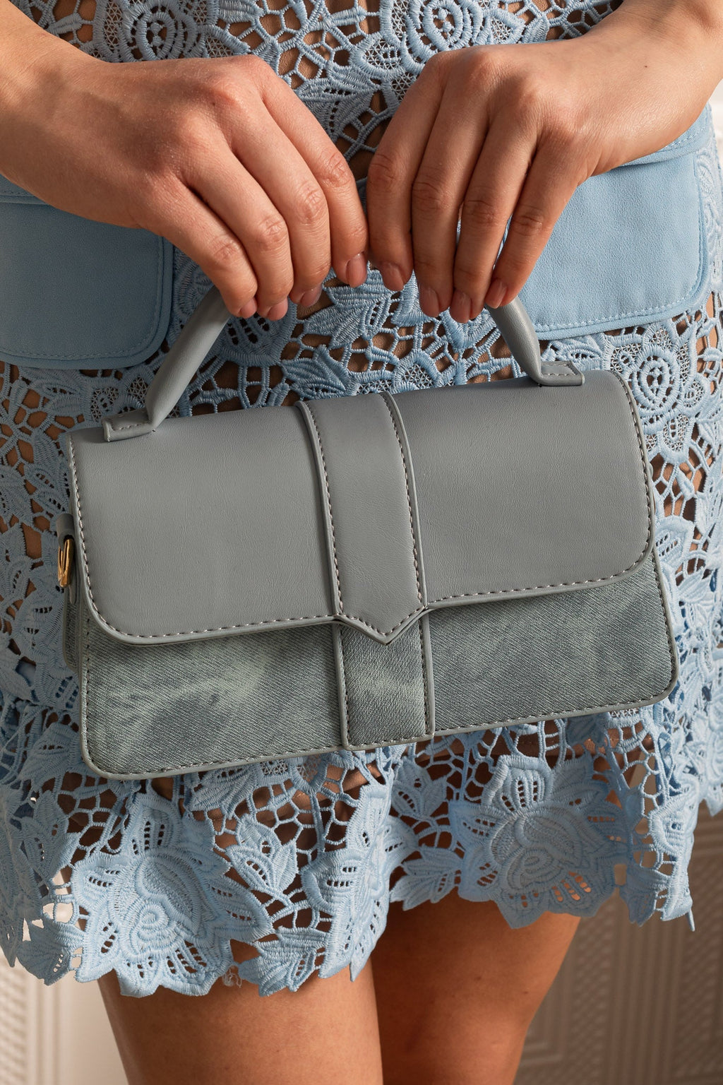 Gizli Kapamalı Çift Dokulu Çanta