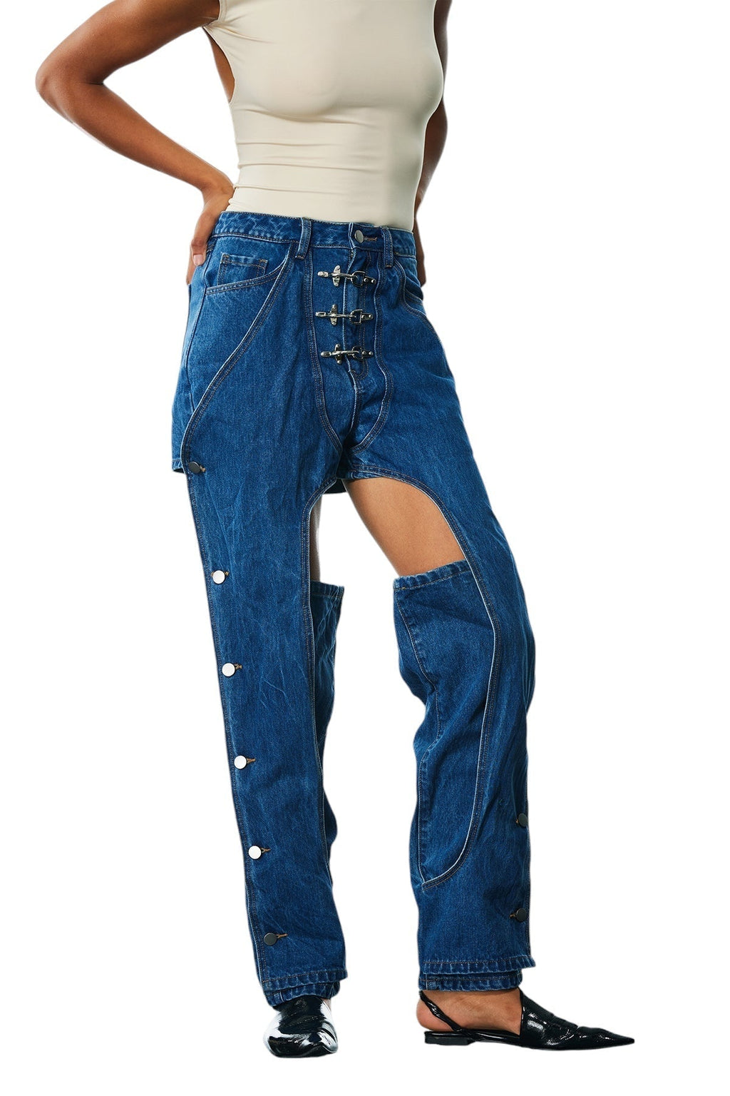 Kesik Detaylı Parçalı Düğmeli Jean