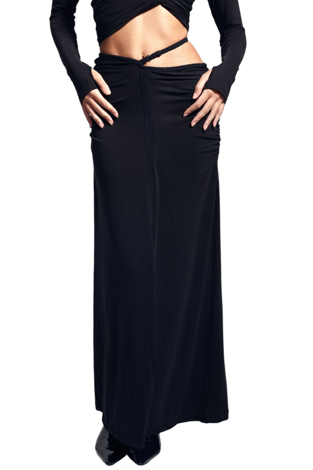 Yırtmaç Detaylı Vücuda Oturan Etek