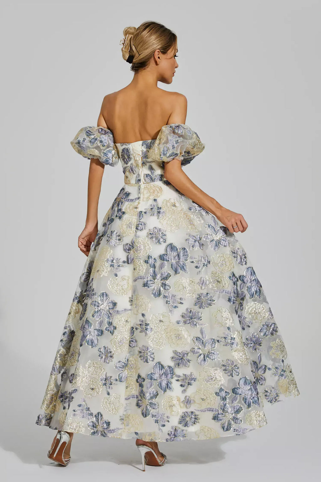 Reem Mavi Çiçek Düşük Omuz Uzun Elbise