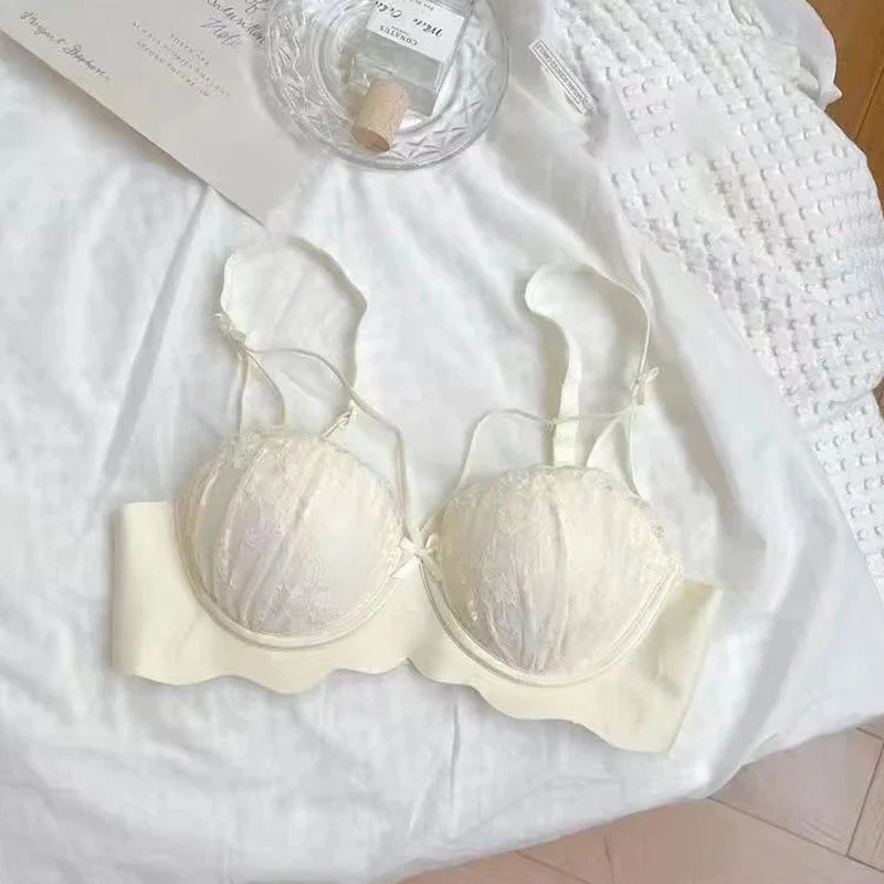 Dantel Nefes Alan Sütyen