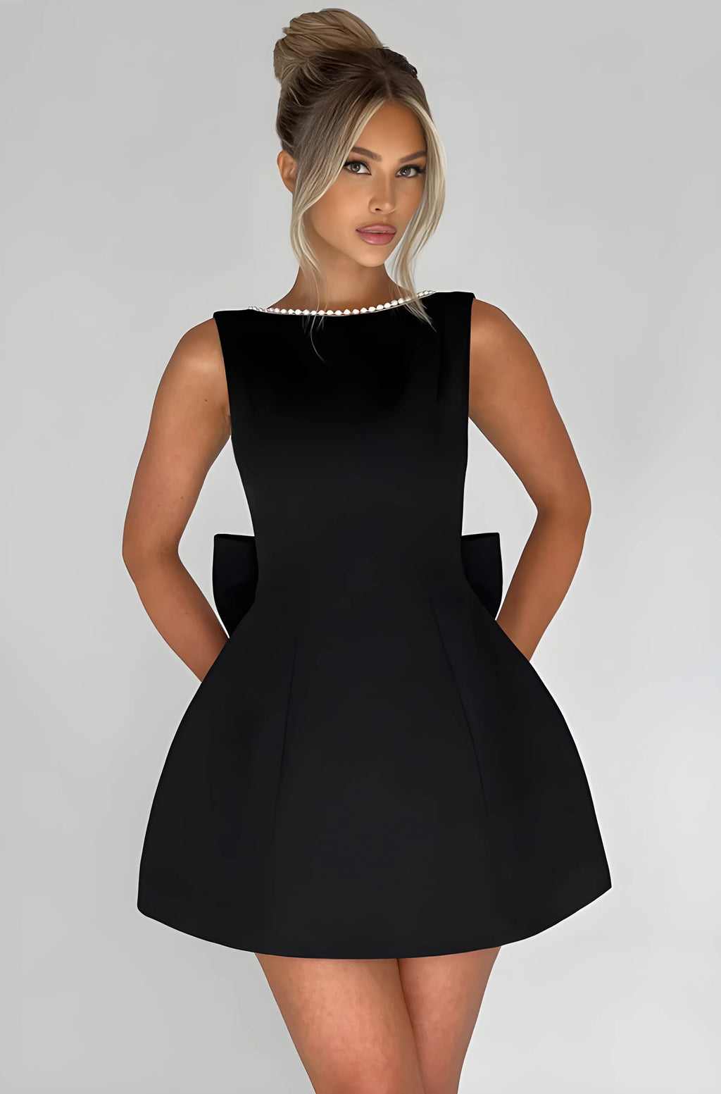 Pearl Bow Mini Elbise