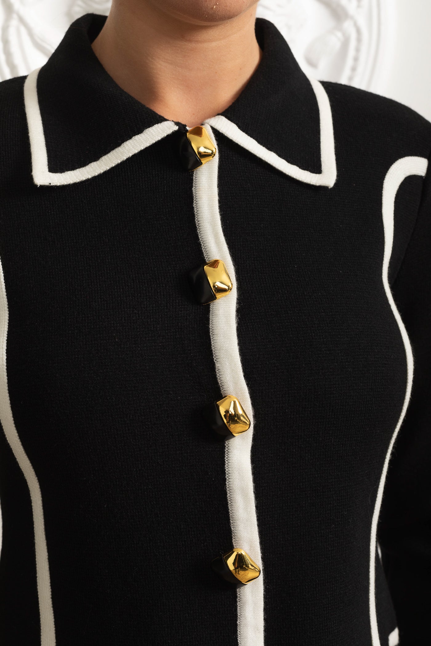 Kontrast Biyeli Siyah Takım