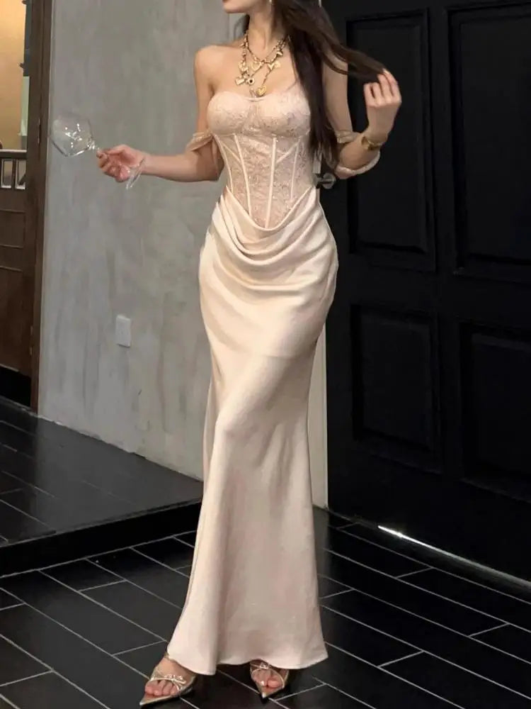 Dantel Büstiyerli Saten Elbise