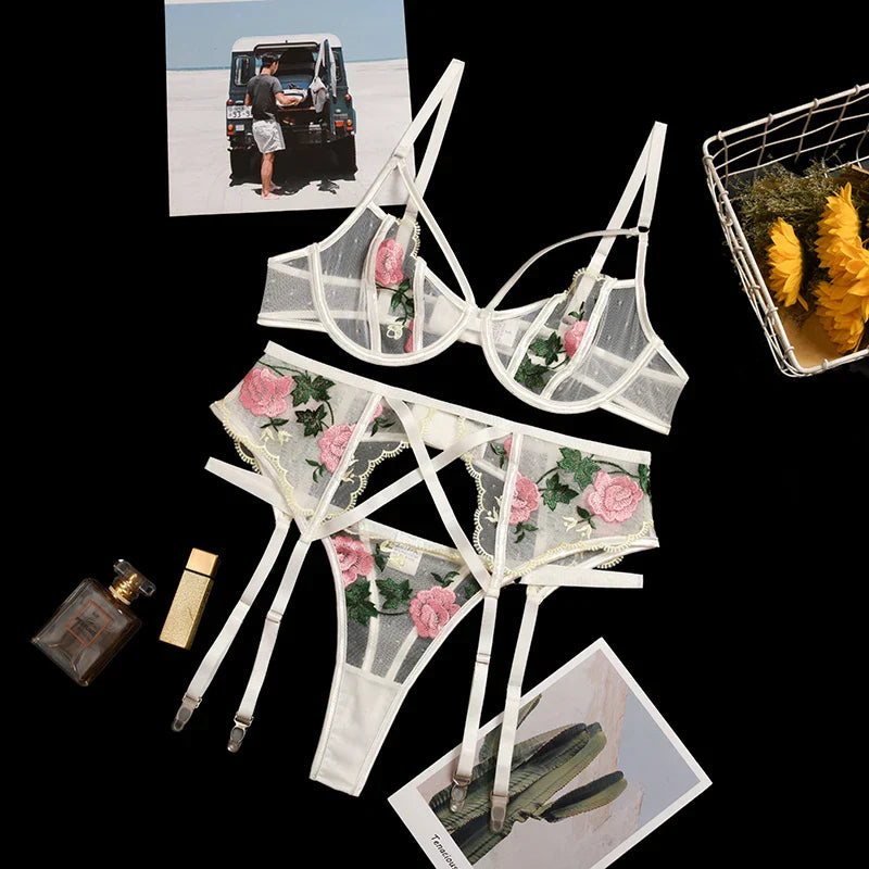 Çiçek Nakış Balensiz Sütyen Jartiyer Takımı