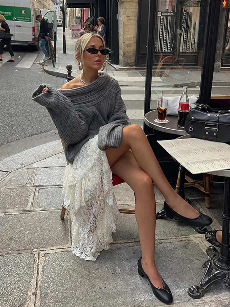 Omuz Açık Triko Kazak