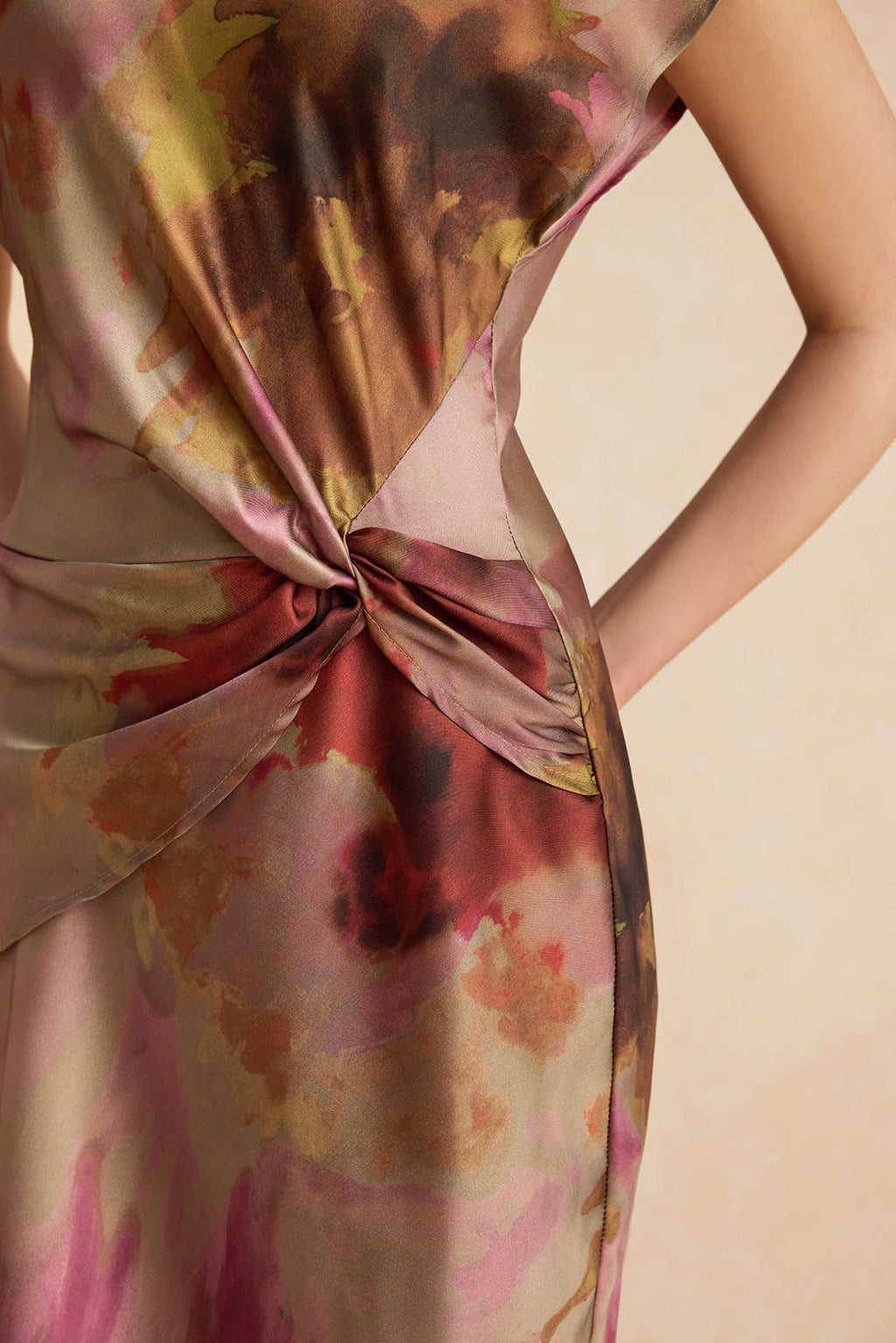 Tie Dye Fırfırlı Kesik Düğme Dönüşüm Knot Midi Elbise