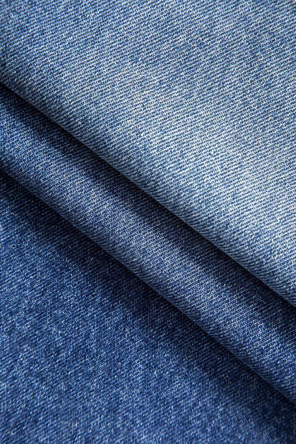 Denim Düğmeli Asimetrik Geniş Paça Jean