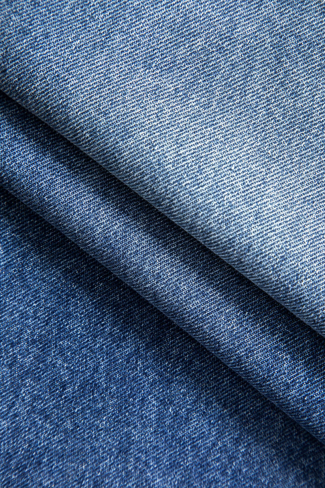 Denim Düğmeli Asimetrik Geniş Paça Jean