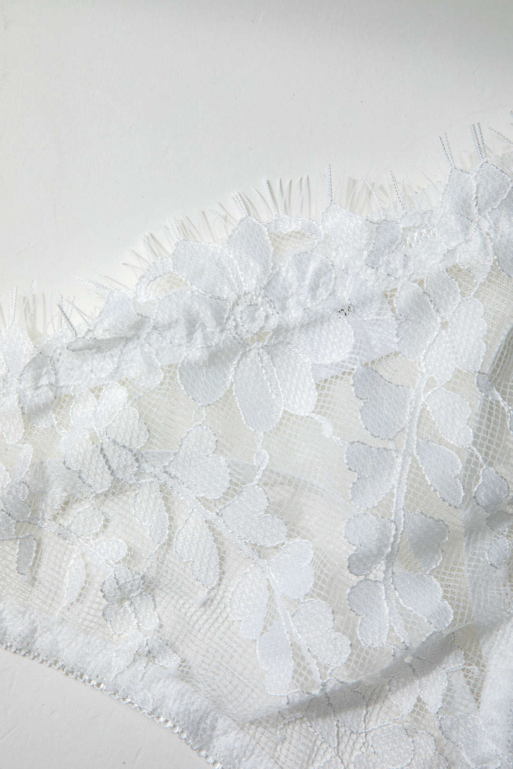 Dantel Büstiyer Cami Üst ve İç Giyim Takımı