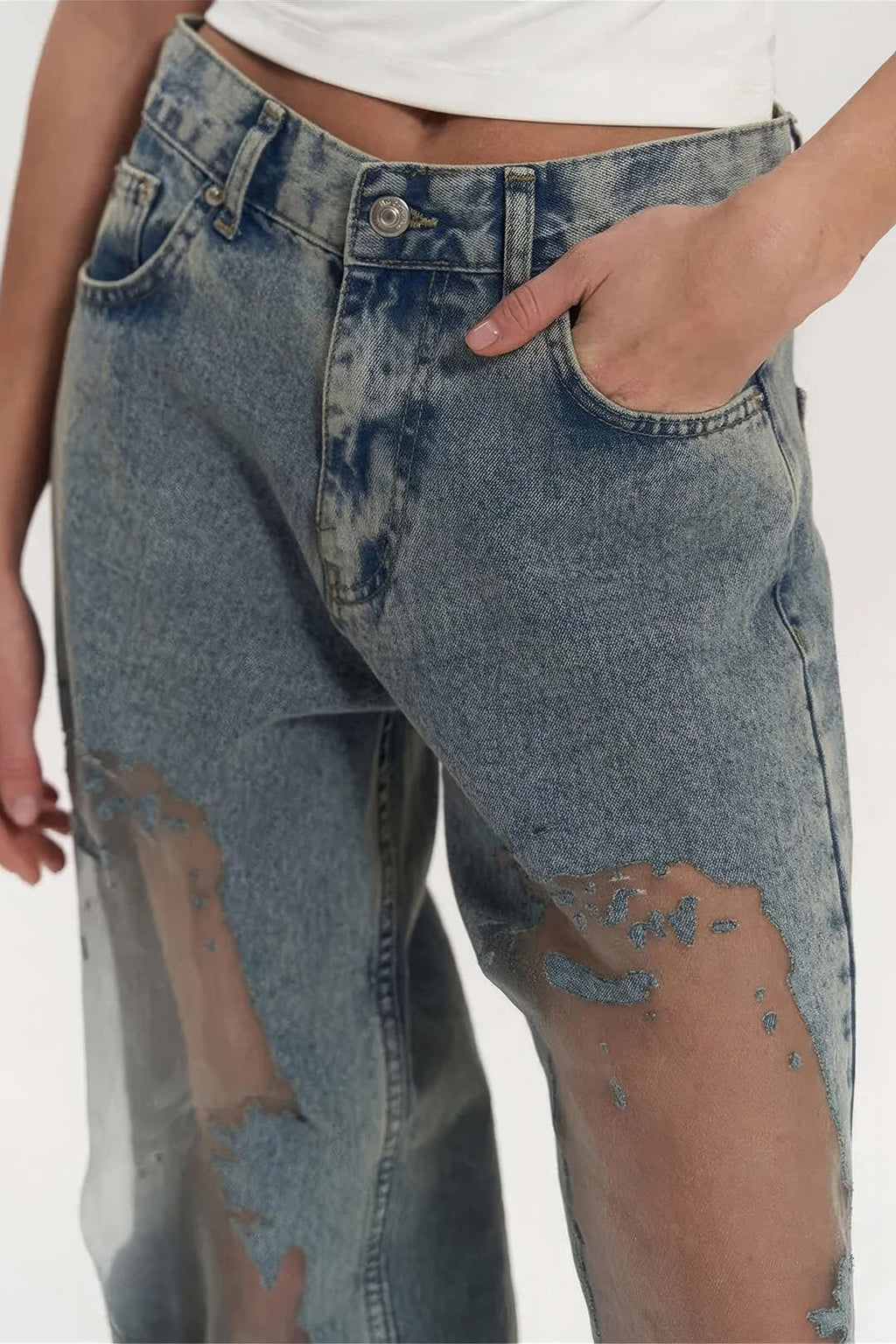 Denim Yama Detaylı File Düğmeli Cep Kesik Detaylı Geniş Paça Jean
